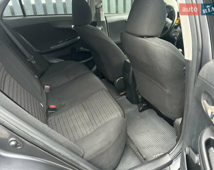 Сірий Тойота Королла, об'ємом двигуна 1.6 л та пробігом 287 тис. км за 5999 $, фото 24 на Automoto.ua