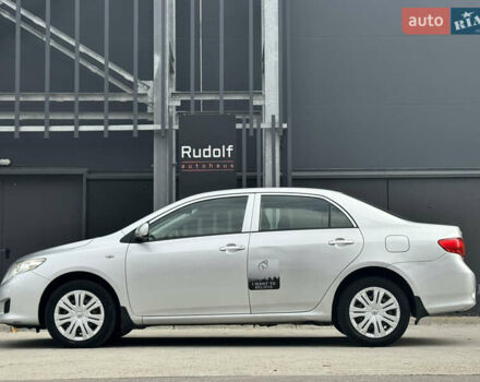 Серый Тойота Королла, объемом двигателя 1.6 л и пробегом 160 тыс. км за 7495 $, фото 5 на Automoto.ua