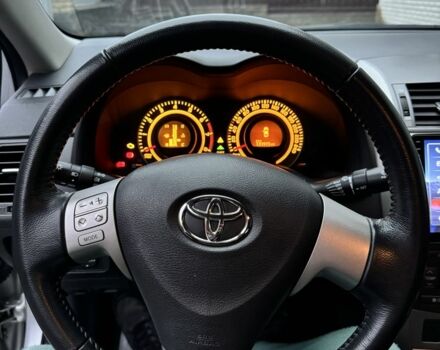 Сірий Тойота Королла, об'ємом двигуна 1.6 л та пробігом 131 тис. км за 8200 $, фото 14 на Automoto.ua