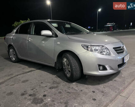 Сірий Тойота Королла, об'ємом двигуна 1.59 л та пробігом 300 тис. км за 5800 $, фото 3 на Automoto.ua