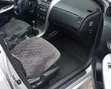 Серый Тойота Королла, объемом двигателя 1.6 л и пробегом 230 тыс. км за 7800 $, фото 11 на Automoto.ua