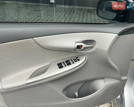 Серый Тойота Королла, объемом двигателя 1.8 л и пробегом 135 тыс. км за 7950 $, фото 15 на Automoto.ua