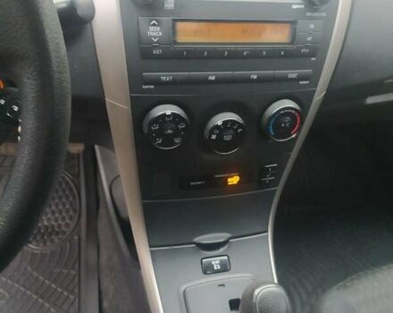 Сірий Тойота Королла, об'ємом двигуна 1.6 л та пробігом 165 тис. км за 7400 $, фото 6 на Automoto.ua