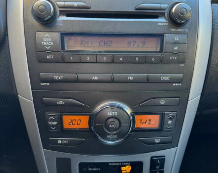 Серый Тойота Королла, объемом двигателя 1.6 л и пробегом 192 тыс. км за 7300 $, фото 14 на Automoto.ua