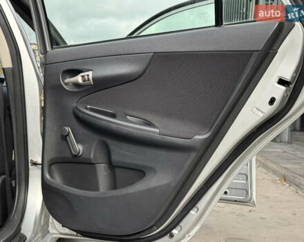 Серый Тойота Королла, объемом двигателя 1.6 л и пробегом 160 тыс. км за 7495 $, фото 11 на Automoto.ua