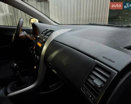 Серый Тойота Королла, объемом двигателя 1.6 л и пробегом 165 тыс. км за 7250 $, фото 34 на Automoto.ua