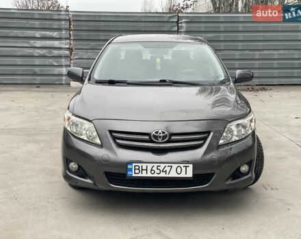 Серый Тойота Королла, объемом двигателя 1.6 л и пробегом 180 тыс. км за 5600 $, фото 2 на Automoto.ua