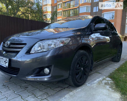 Серый Тойота Королла, объемом двигателя 1.6 л и пробегом 277 тыс. км за 5900 $, фото 6 на Automoto.ua