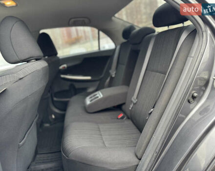 Сірий Тойота Королла, об'ємом двигуна 1.6 л та пробігом 229 тис. км за 5950 $, фото 9 на Automoto.ua