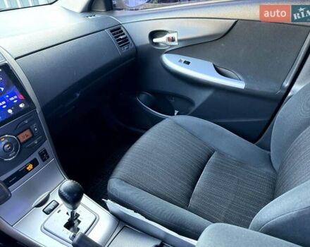 Серый Тойота Королла, объемом двигателя 1.6 л и пробегом 306 тыс. км за 6999 $, фото 8 на Automoto.ua