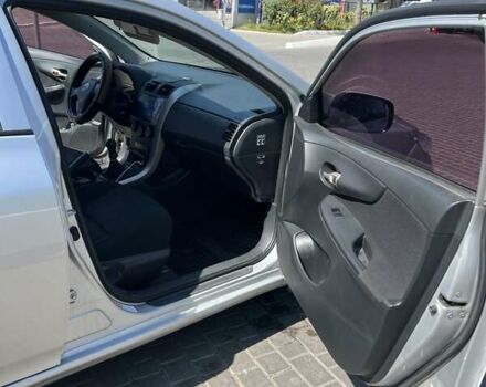 Серый Тойота Королла, объемом двигателя 1.6 л и пробегом 253 тыс. км за 7000 $, фото 11 на Automoto.ua