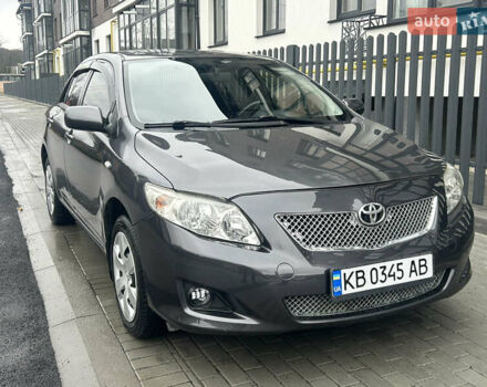 Сірий Тойота Королла, об'ємом двигуна 1.6 л та пробігом 287 тис. км за 5999 $, фото 1 на Automoto.ua