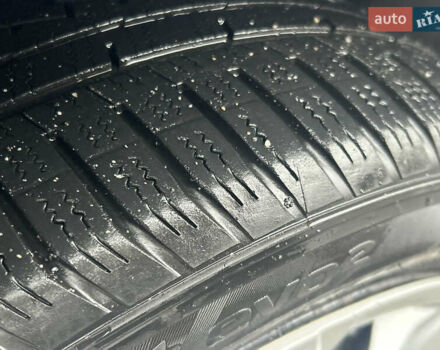 Сірий Тойота Королла, об'ємом двигуна 1.6 л та пробігом 287 тис. км за 5999 $, фото 10 на Automoto.ua