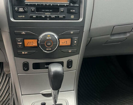 Серый Тойота Королла, объемом двигателя 1.8 л и пробегом 135 тыс. км за 7950 $, фото 10 на Automoto.ua