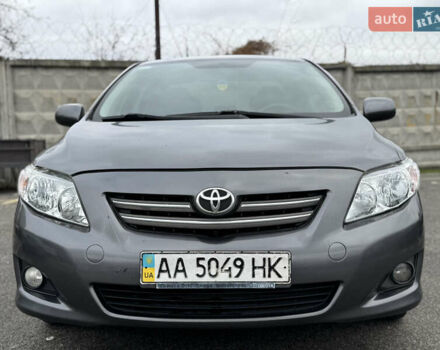 Сірий Тойота Королла, об'ємом двигуна 1.6 л та пробігом 229 тис. км за 5950 $, фото 2 на Automoto.ua