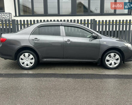 Сірий Тойота Королла, об'ємом двигуна 1.6 л та пробігом 287 тис. км за 5999 $, фото 2 на Automoto.ua