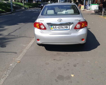 Серый Тойота Королла, объемом двигателя 1.79 л и пробегом 177 тыс. км за 7500 $, фото 2 на Automoto.ua