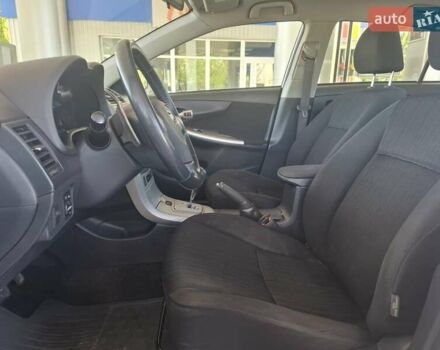 Сірий Тойота Королла, об'ємом двигуна 1.6 л та пробігом 175 тис. км за 8300 $, фото 15 на Automoto.ua