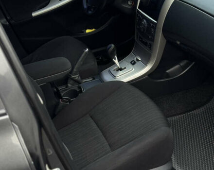 Серый Тойота Королла, объемом двигателя 1.6 л и пробегом 235 тыс. км за 4999 $, фото 9 на Automoto.ua