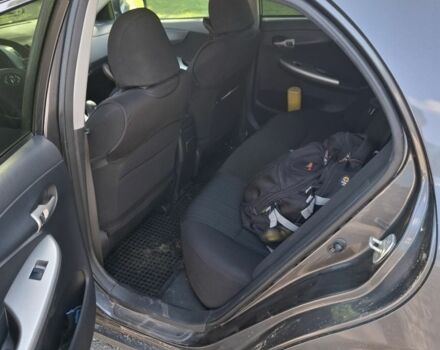 Сірий Тойота Королла, об'ємом двигуна 1.6 л та пробігом 107 тис. км за 161 $, фото 5 на Automoto.ua