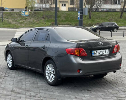 Серый Тойота Королла, объемом двигателя 1.6 л и пробегом 235 тыс. км за 4999 $, фото 4 на Automoto.ua