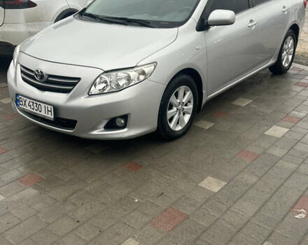 Серый Тойота Королла, объемом двигателя 1.8 л и пробегом 135 тыс. км за 7950 $, фото 1 на Automoto.ua