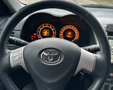 Сірий Тойота Королла, об'ємом двигуна 1.6 л та пробігом 38 тис. км за 11600 $, фото 5 на Automoto.ua