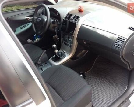 Серый Тойота Королла, объемом двигателя 1.6 л и пробегом 234 тыс. км за 7550 $, фото 28 на Automoto.ua