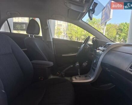 Сірий Тойота Королла, об'ємом двигуна 1.6 л та пробігом 175 тис. км за 8300 $, фото 18 на Automoto.ua