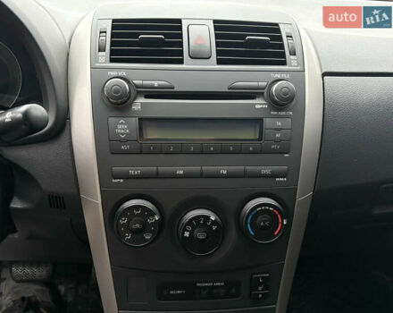Серый Тойота Королла, объемом двигателя 1.6 л и пробегом 44 тыс. км за 8300 $, фото 22 на Automoto.ua