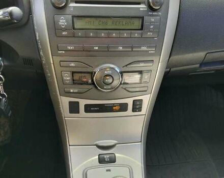 Сірий Тойота Королла, об'ємом двигуна 1.6 л та пробігом 239 тис. км за 6500 $, фото 1 на Automoto.ua