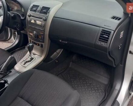 Серый Тойота Королла, объемом двигателя 1.6 л и пробегом 145 тыс. км за 8500 $, фото 21 на Automoto.ua