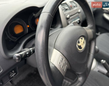 Сірий Тойота Королла, об'ємом двигуна 1.6 л та пробігом 229 тис. км за 5950 $, фото 13 на Automoto.ua