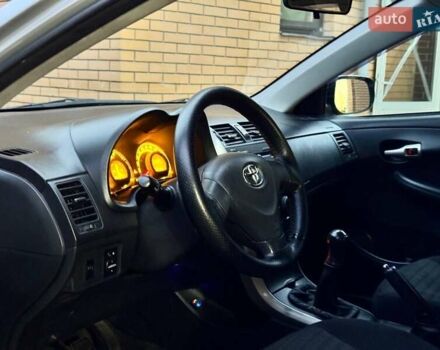 Серый Тойота Королла, объемом двигателя 1.6 л и пробегом 165 тыс. км за 7250 $, фото 28 на Automoto.ua