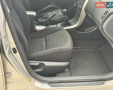 Серый Тойота Королла, объемом двигателя 1.6 л и пробегом 160 тыс. км за 7495 $, фото 8 на Automoto.ua