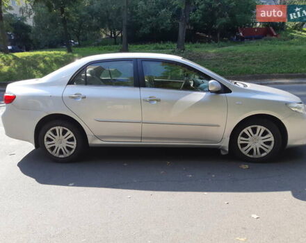 Серый Тойота Королла, объемом двигателя 1.79 л и пробегом 177 тыс. км за 7500 $, фото 1 на Automoto.ua