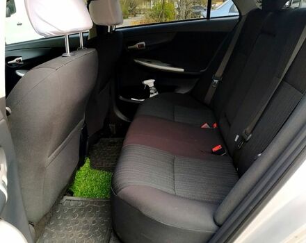 Серый Тойота Королла, объемом двигателя 1.6 л и пробегом 154 тыс. км за 7000 $, фото 3 на Automoto.ua