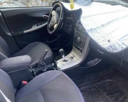 Серый Тойота Королла, объемом двигателя 1.6 л и пробегом 350 тыс. км за 3544 $, фото 6 на Automoto.ua