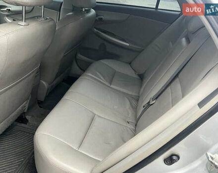 Серый Тойота Королла, объемом двигателя 1.8 л и пробегом 135 тыс. км за 7950 $, фото 14 на Automoto.ua