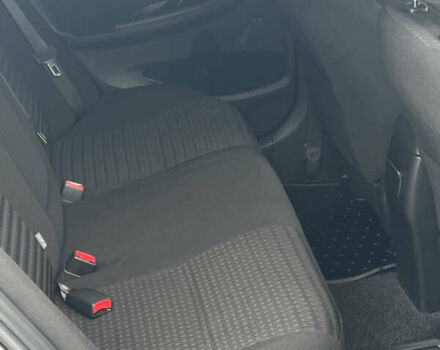 Сірий Тойота Королла, об'ємом двигуна 1.6 л та пробігом 218 тис. км за 7500 $, фото 53 на Automoto.ua