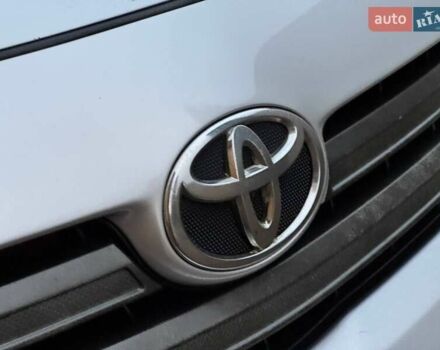 Серый Тойота Королла, объемом двигателя 1.6 л и пробегом 165 тыс. км за 7250 $, фото 3 на Automoto.ua