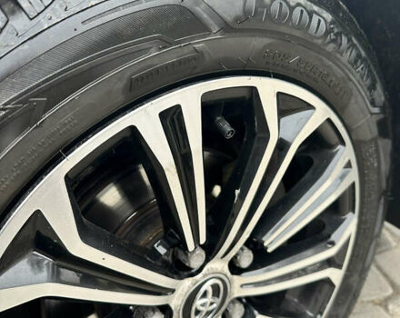 Сірий Тойота Королла, об'ємом двигуна 1.6 л та пробігом 250 тис. км за 6500 $, фото 11 на Automoto.ua