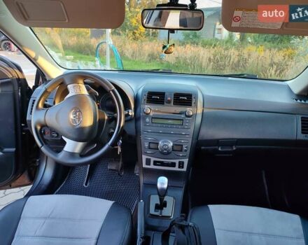 Сірий Тойота Королла, об'ємом двигуна 1.6 л та пробігом 233 тис. км за 6700 $, фото 12 на Automoto.ua
