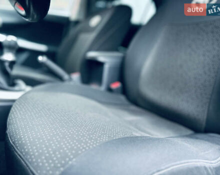 Серый Тойота Королла, объемом двигателя 1.6 л и пробегом 197 тыс. км за 6300 $, фото 34 на Automoto.ua