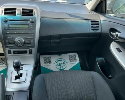 Серый Тойота Королла, объемом двигателя 1.6 л и пробегом 241 тыс. км за 7100 $, фото 5 на Automoto.ua