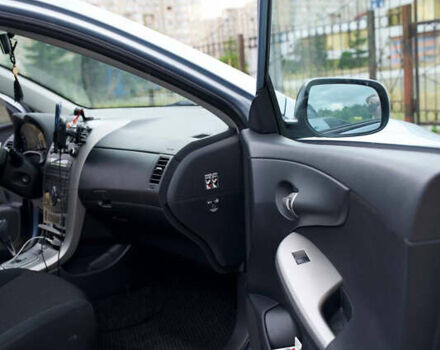 Серый Тойота Королла, объемом двигателя 1.6 л и пробегом 191 тыс. км за 6699 $, фото 11 на Automoto.ua