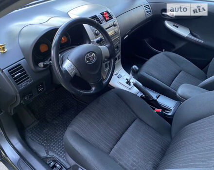 Серый Тойота Королла, объемом двигателя 1.6 л и пробегом 277 тыс. км за 5900 $, фото 17 на Automoto.ua