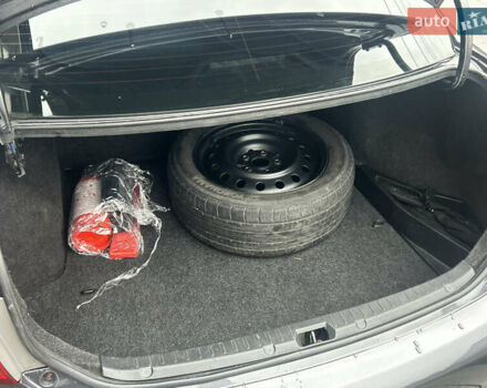 Сірий Тойота Королла, об'ємом двигуна 1.6 л та пробігом 287 тис. км за 5999 $, фото 15 на Automoto.ua