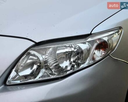 Серый Тойота Королла, объемом двигателя 1.6 л и пробегом 165 тыс. км за 7250 $, фото 6 на Automoto.ua