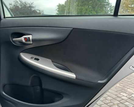 Серый Тойота Королла, объемом двигателя 1.6 л и пробегом 241 тыс. км за 6900 $, фото 8 на Automoto.ua